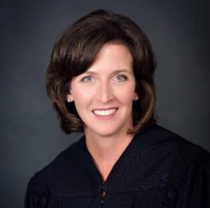 Mary Tom Curnutt